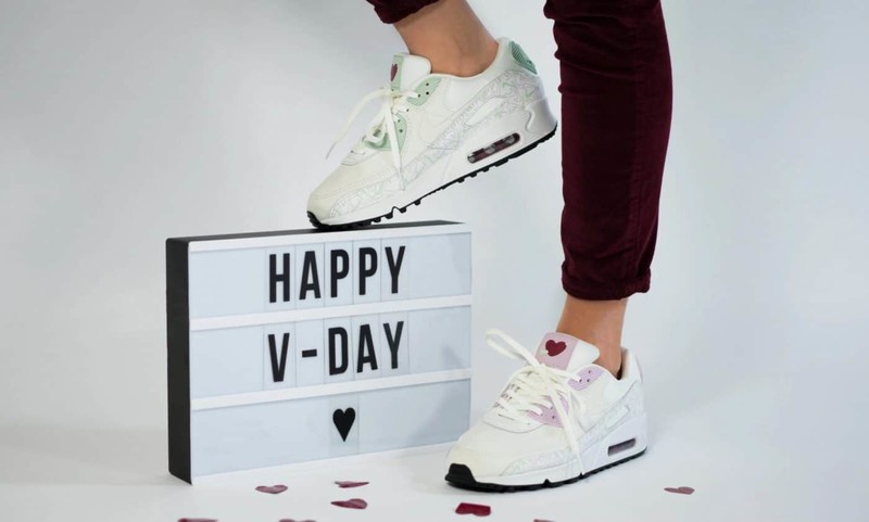 Nike Air Max 90 Valentines Day | CI7395-100 | Grailify